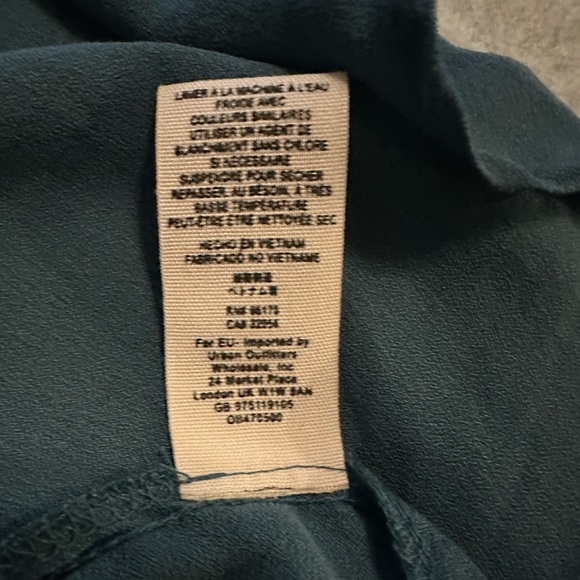 Free People Cowling Around long sleeve blouse jade size M - Picture 7 of 7